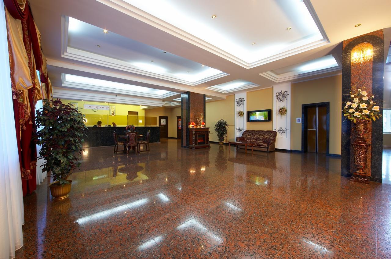 Dniprovski Zori Kremenciuk Exterior foto