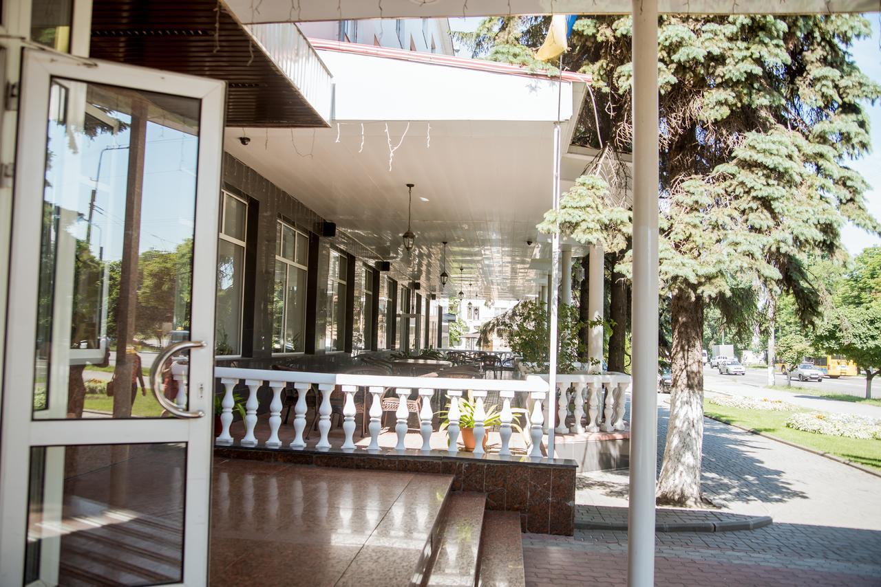 Dniprovski Zori Kremenciuk Exterior foto