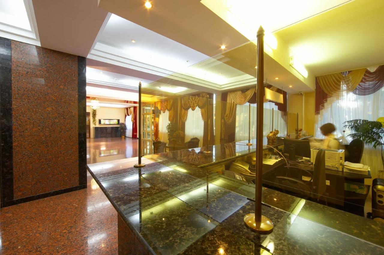 Dniprovski Zori Kremenciuk Exterior foto