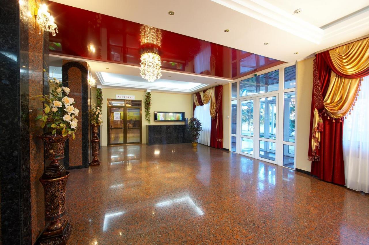 Dniprovski Zori Kremenciuk Exterior foto